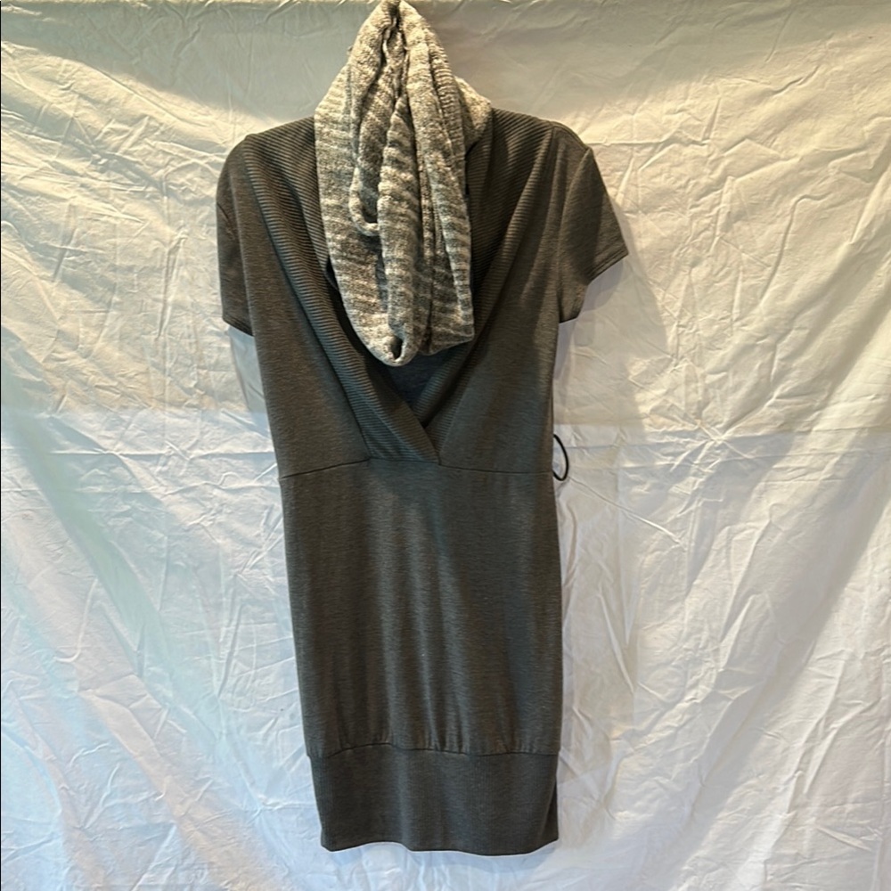 Delirious Gray Dress With Scarf